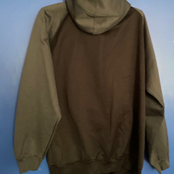 Split Black Hoodie size medium Snowboarding Student Sweatshirt Like New - Picture 7 of 12